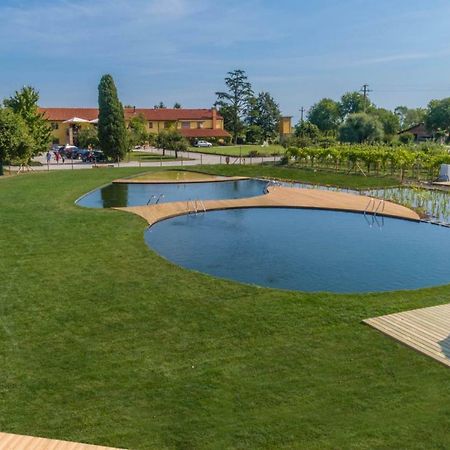 Agriturismo Tenuta Regina - Glamping Luxury Lodges And Apartments Palazzolo dello Stella Екстер'єр фото