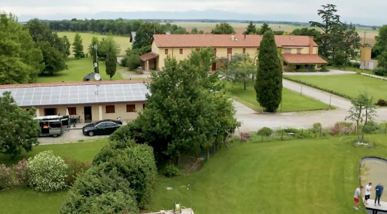 Agriturismo Tenuta Regina - Glamping Luxury Lodges And Apartments Palazzolo dello Stella Екстер'єр фото
