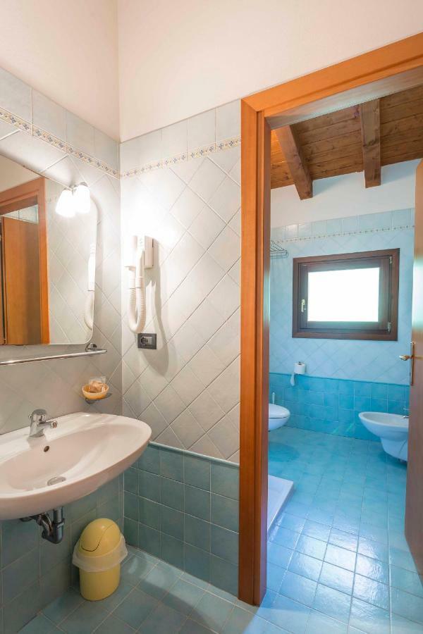 Agriturismo Tenuta Regina - Glamping Luxury Lodges And Apartments Palazzolo dello Stella Екстер'єр фото