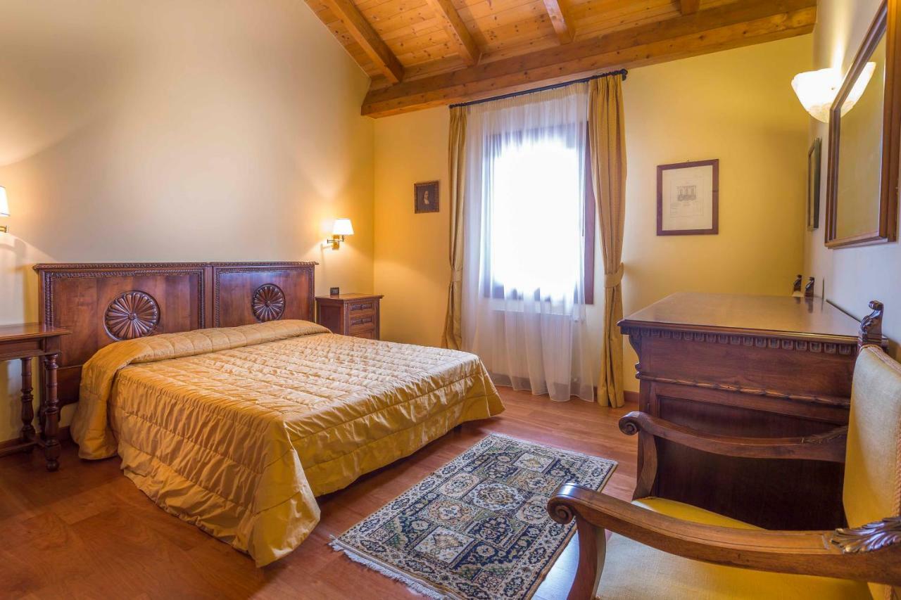 Agriturismo Tenuta Regina - Glamping Luxury Lodges And Apartments Palazzolo dello Stella Екстер'єр фото