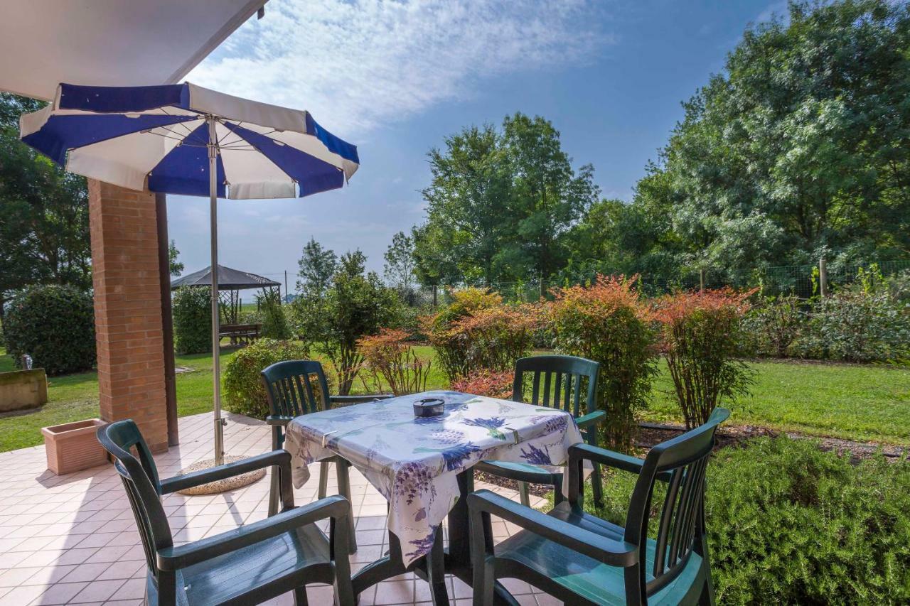 Agriturismo Tenuta Regina - Glamping Luxury Lodges And Apartments Palazzolo dello Stella Екстер'єр фото