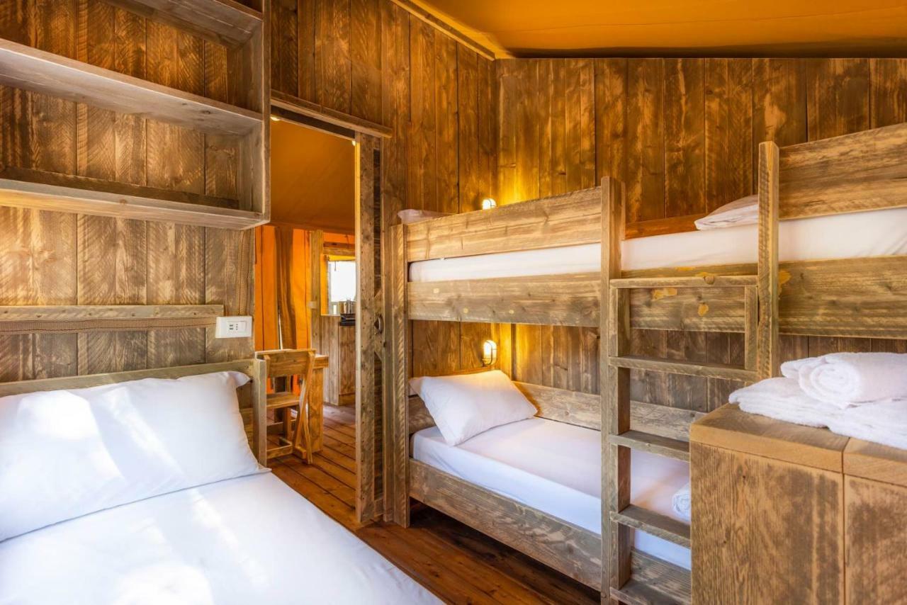 Agriturismo Tenuta Regina - Glamping Luxury Lodges And Apartments Palazzolo dello Stella Екстер'єр фото