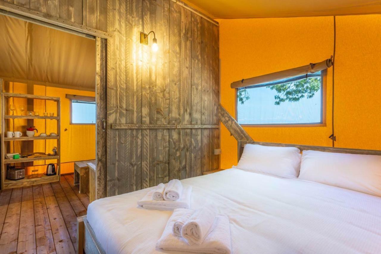 Agriturismo Tenuta Regina - Glamping Luxury Lodges And Apartments Palazzolo dello Stella Екстер'єр фото