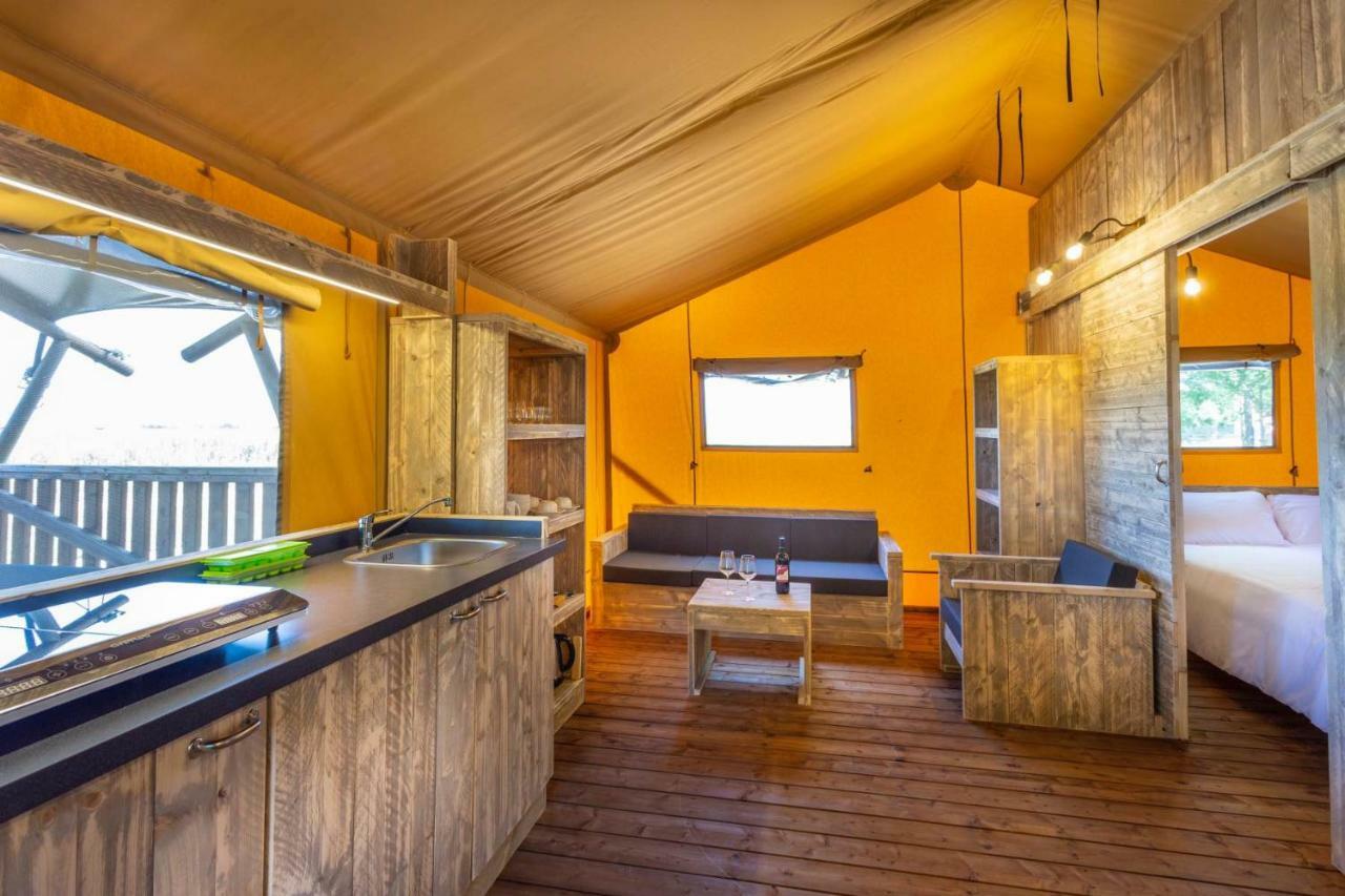 Agriturismo Tenuta Regina - Glamping Luxury Lodges And Apartments Palazzolo dello Stella Екстер'єр фото