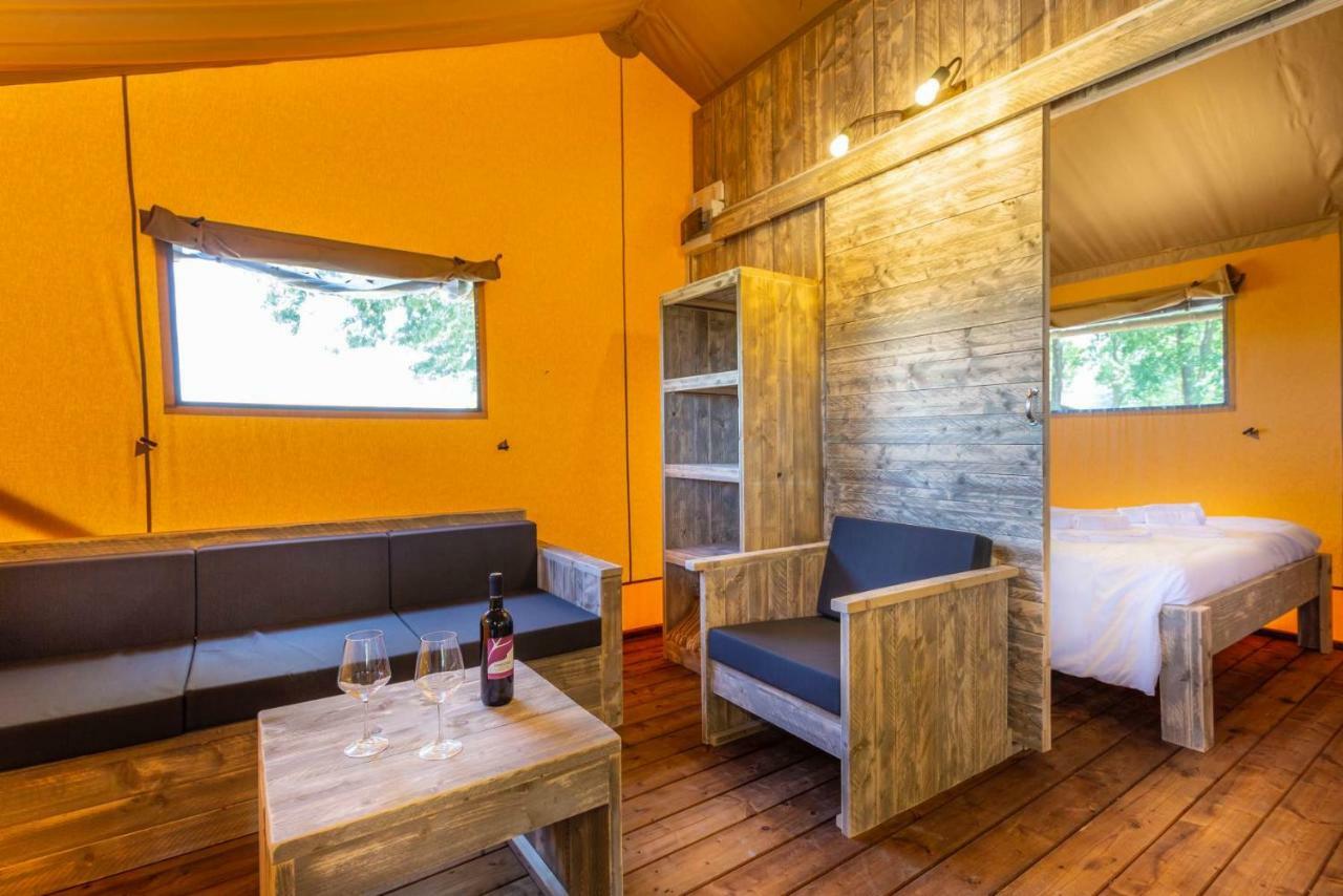 Agriturismo Tenuta Regina - Glamping Luxury Lodges And Apartments Palazzolo dello Stella Екстер'єр фото